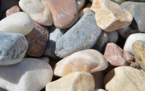 Looduslik dekoratiivkivi Mitmevärviline 12/18 või 20/30 1000kg bigbag